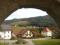 Eingang zum Friedhof